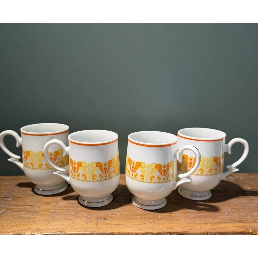 Royalton Co Coffee/Tea Cups 4 Porcelain White w Orange Swirl Japan MCM